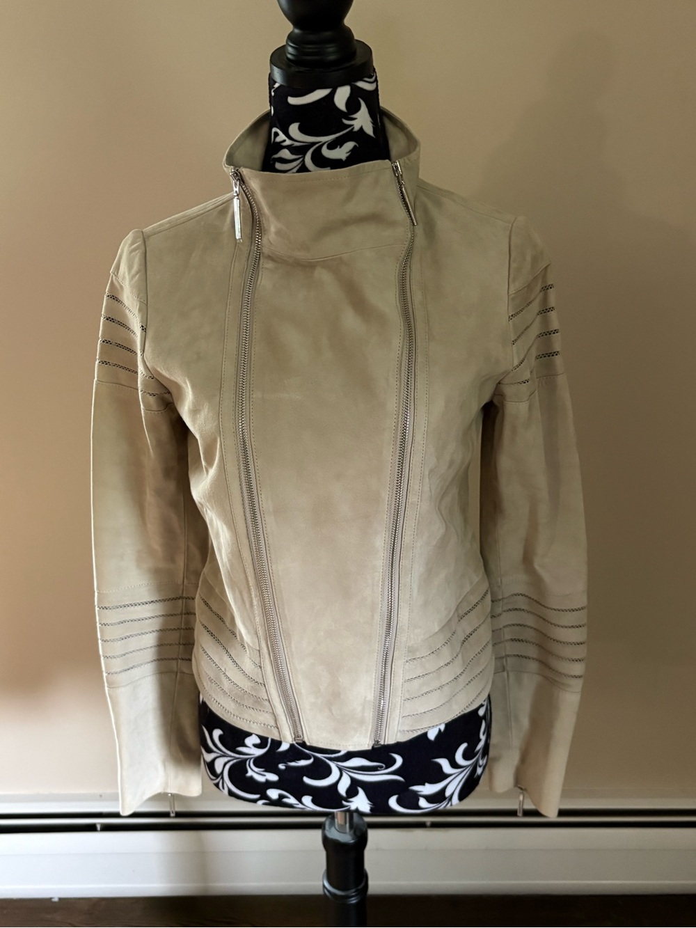 Elie Tahari Light Beige Suede Zip-Front Leather Jacket